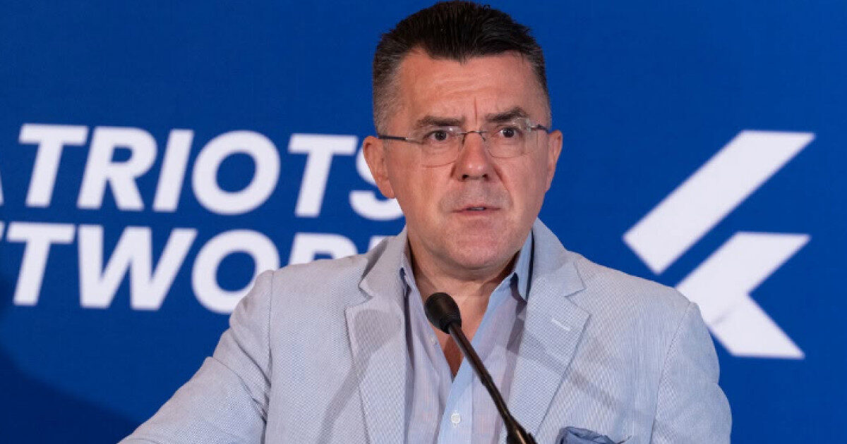 AUR, PRINS ÎN RECLAMĂ: Parteneriatul civil, subiect de discuție internă