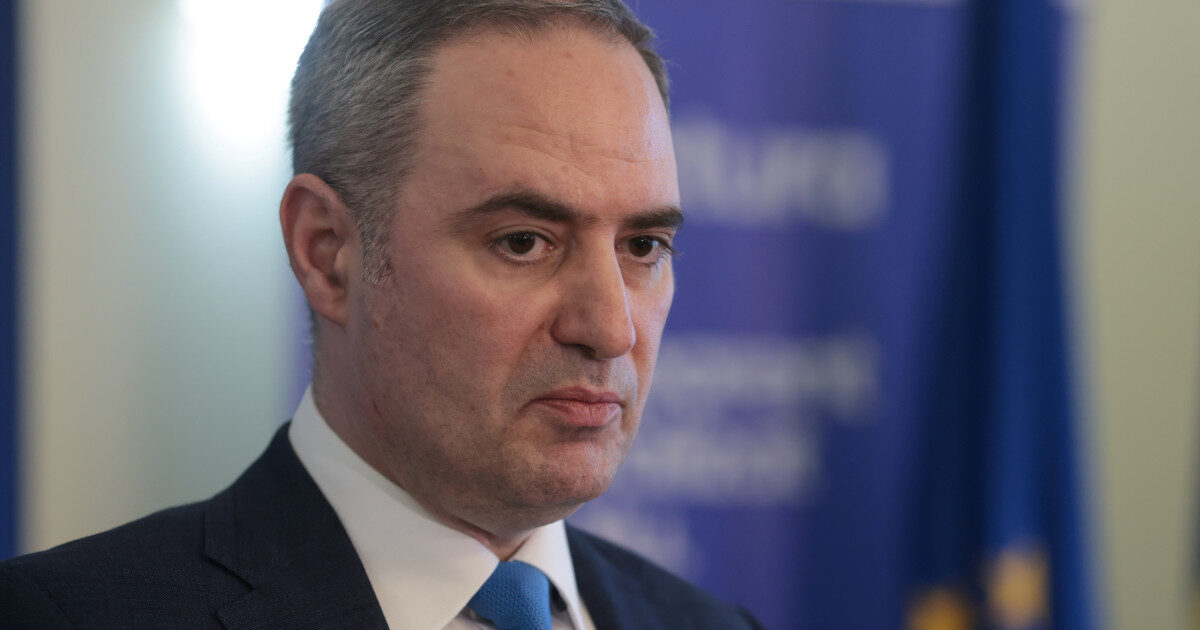 Nazare: Riscurile rămân ridicate după Fitch, Moody’s