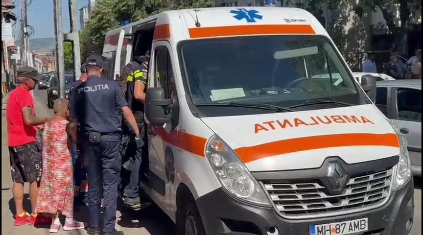 Ambulanța Harghita, bătută. „Uitați de Guvern!”