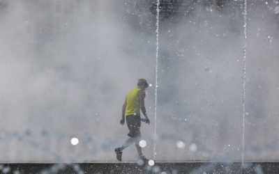 Căldură extremă în România. Val portocaliu, 39 grade