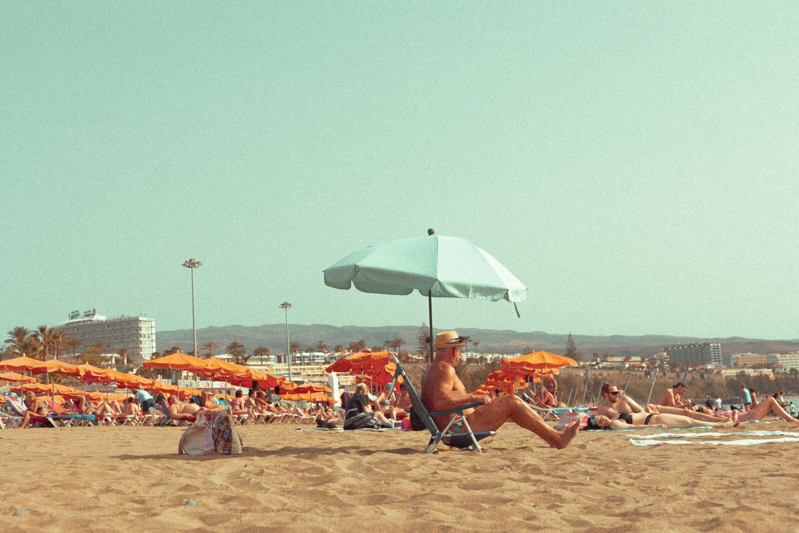 Soare prea mult? Pericolele ascunse ale expunerii la soare