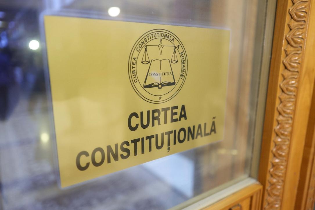 PNL și USR atacă Legea Integrității la Curtea Constituțională
