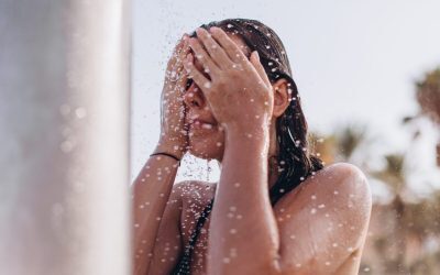 Dușul de după plajă: Greșeala de vară ce te poate costa