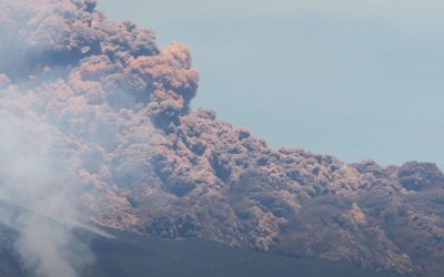 Etna blochează Catania: mii de turiști blocați în Sicilia