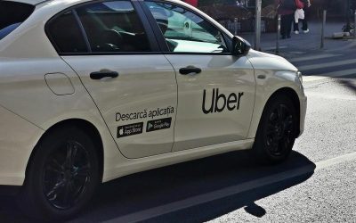 Uber lansează 2.000 de robotaxiuri autonome în Europa