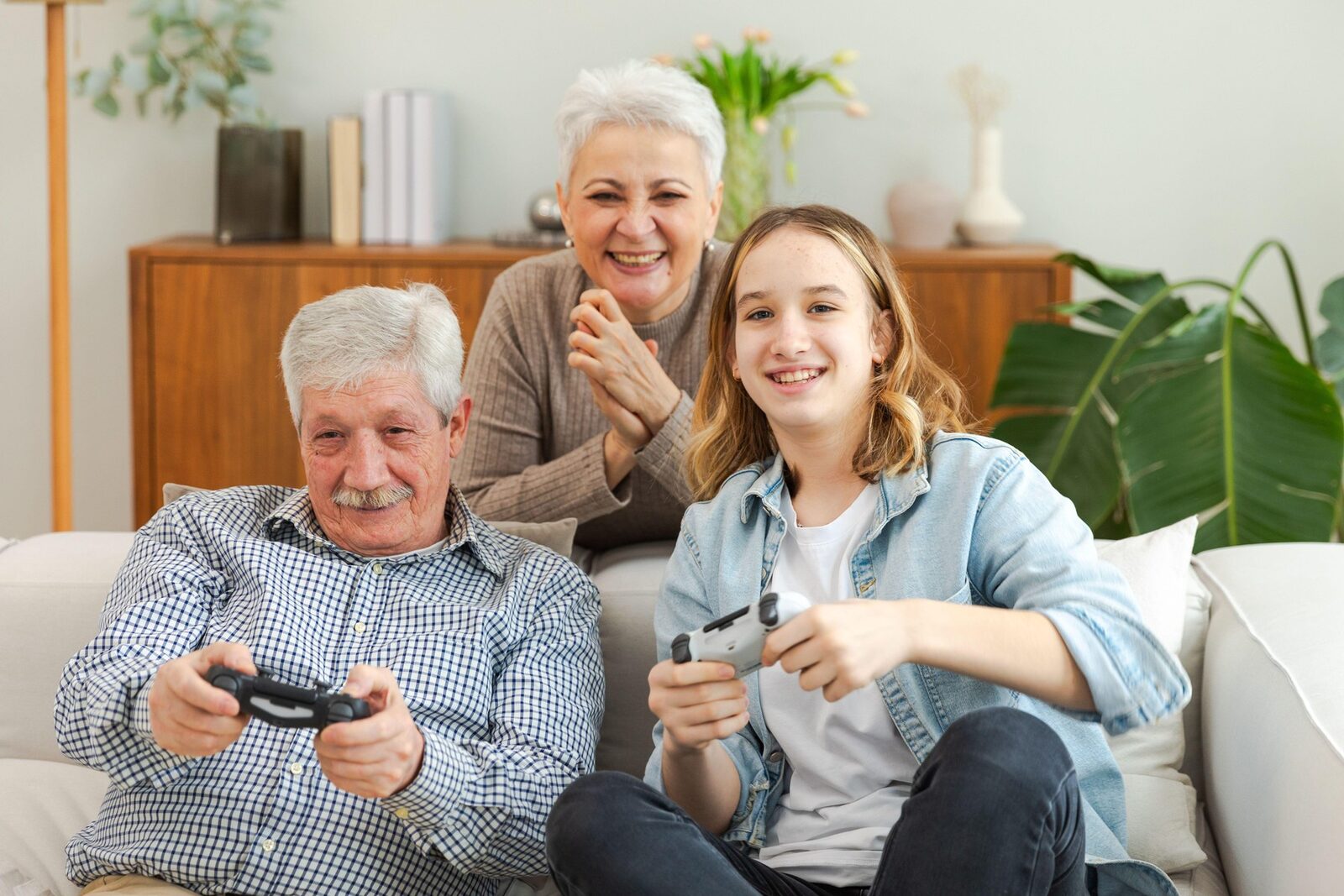 Părinții noștri, neîncrezători în gaming. Ce ascund?