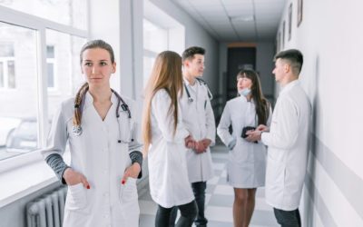 Medicii rezidenți, atenție: examenul de specialist se schimbă din 2026