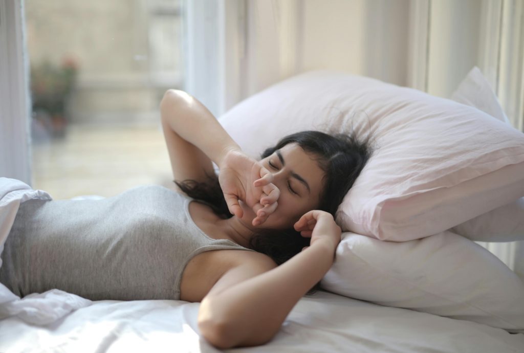Somnul Adolescenților: Cheia Succesului la Școală și-n Viața Socială