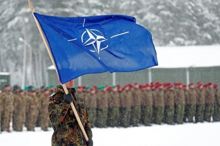 NATO, POZIȚIE FERMĂ: Dronele rusești încalcă spațiul aerian, aliații rămân uniți