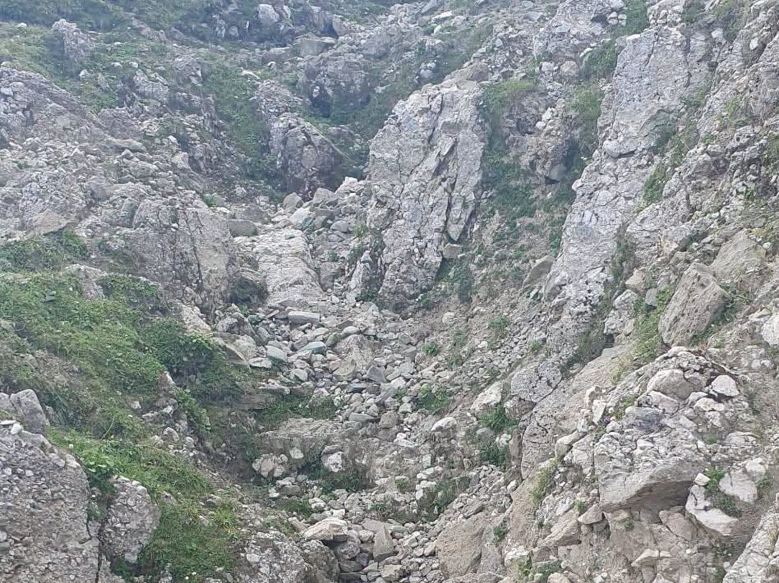 Salvamont, ultimul apel cu turistul dispărut: Era pe traseul corect