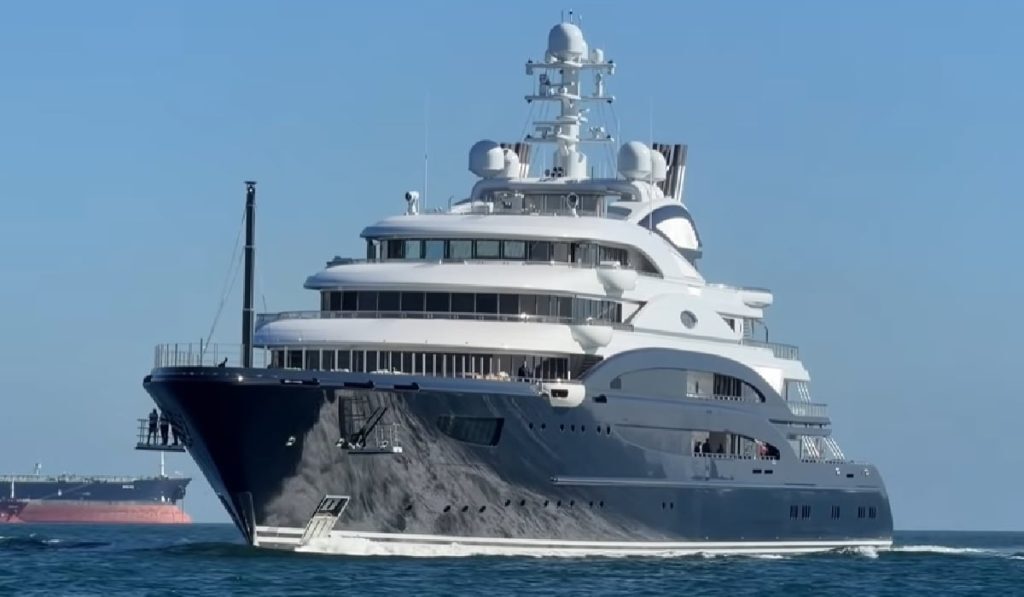 Prințul Arabiei Saudite, superiaht de 500 de milioane $ și o cerință bizară