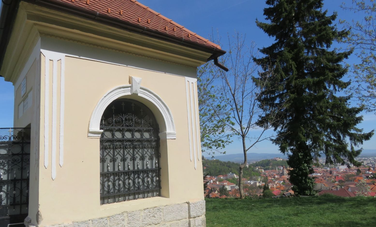 Troițe istorice din Brașov, salvate cu 2 mil. euro din fonduri UE