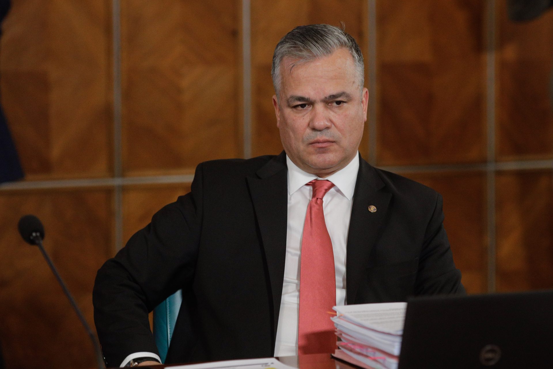 VEȘTEA: Mureșan prim-ministru. Surpriza lui Veștea la gestul lui