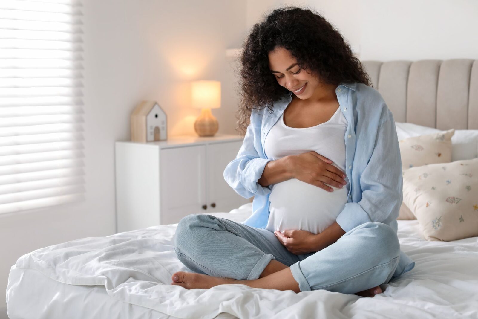 Femeie, intestine răsucite grav după naștere