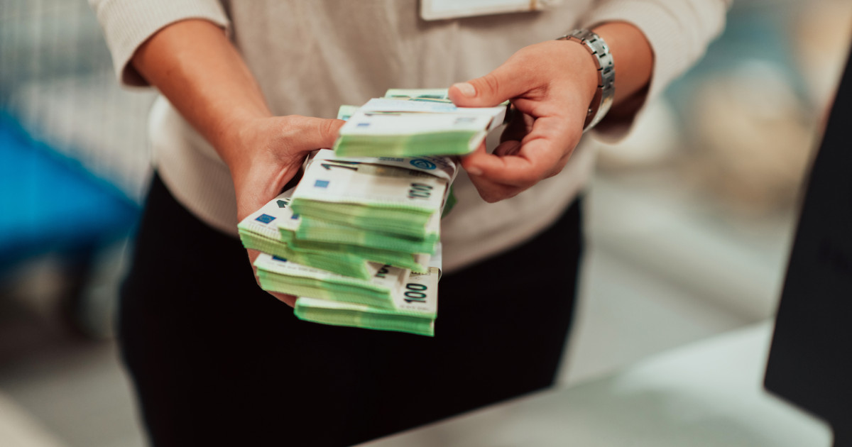 Escrocherie AI: 95 mil. euro furați de la cea mai mare bancă din Italia