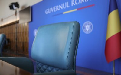 Criza politică: 4 luni de incertitudine în România