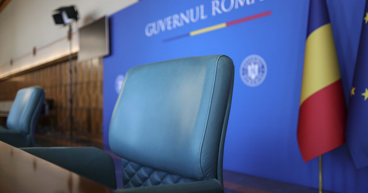 Criza politică: 4 luni de incertitudine în România