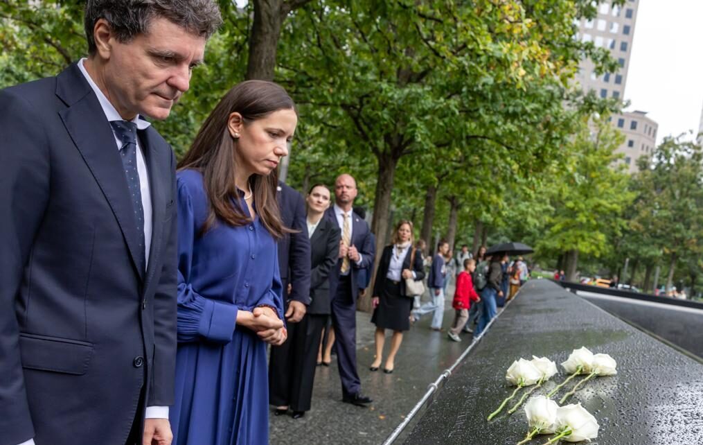 Nicuşor Dan și Mirabela Grădinaru, omagiu la Memorialul 9/11