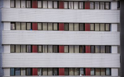 România: 1 loc de cazare la 4,5 studenți în centrele universitare