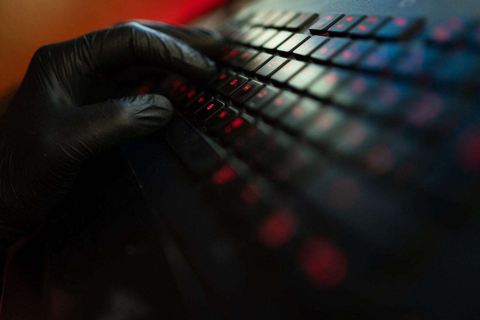 Spamul ascuns: Milioane de mesaje trișează filtrele de email