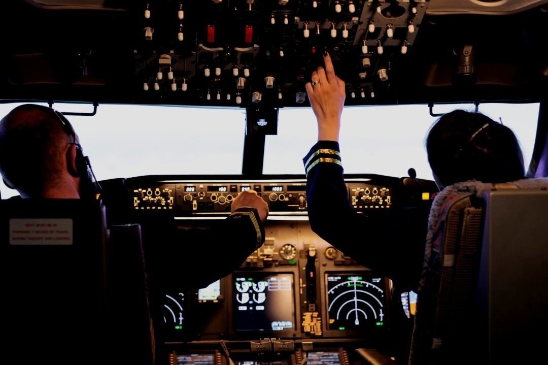 Atacator Flydubai: ucidea pilotul, prăbușea avionul în zgârie-nori